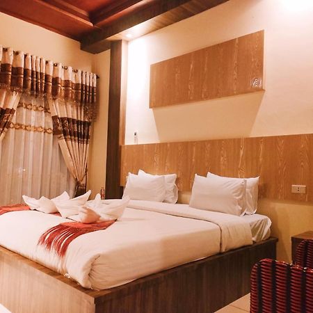 Judita Cottages トゥクトゥク エクステリア 写真