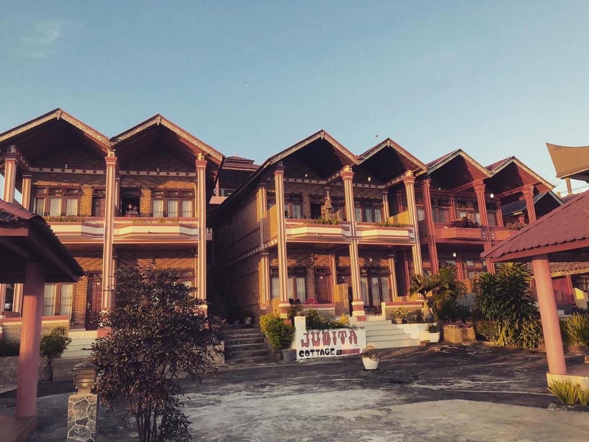 Judita Cottages トゥクトゥク エクステリア 写真