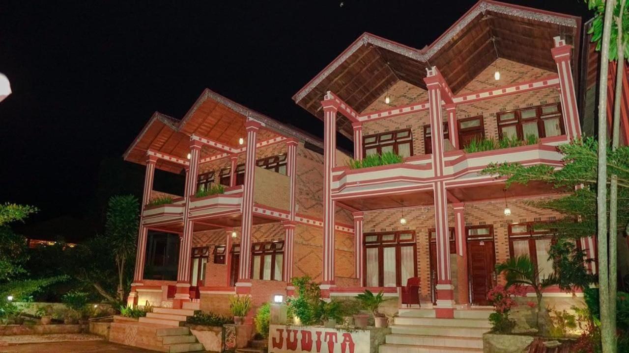 Judita Cottages トゥクトゥク エクステリア 写真